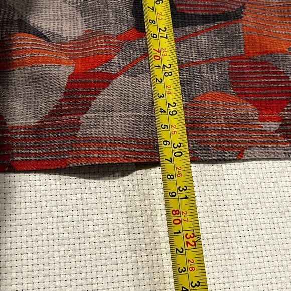 Tommy Bahama Hawaiian 100% Silk Button Up Shirt XL Orange/Tan/Brown Floral EUC - Picture 8 of 9